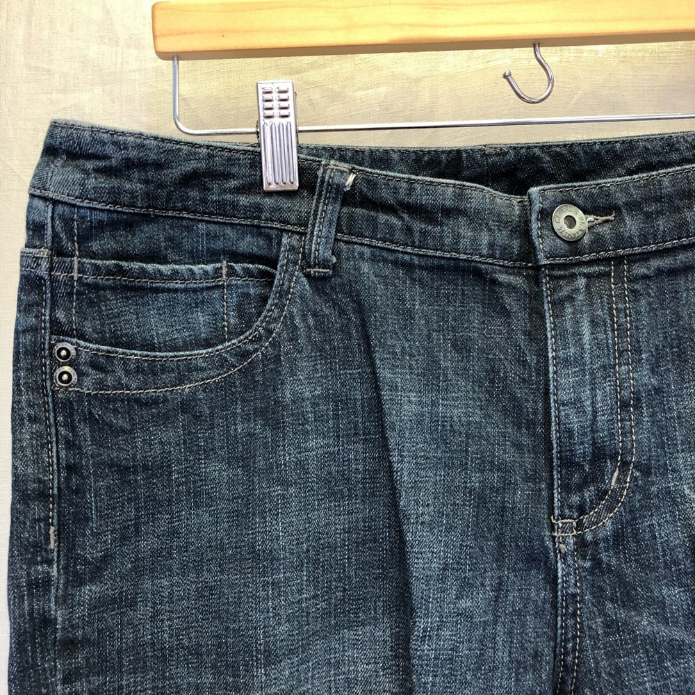 Chico’s Platinum Denim Capris Chico’s Size 2